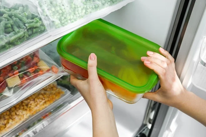 5 thói quen nấu nướng âm thầm đầu độc bếp nhà bạn