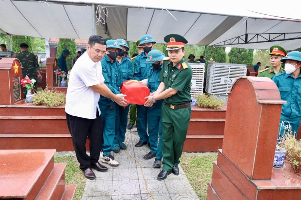 Giám định ADN hài cốt liệt sĩ: Khoa học trả lại tên cho người đã khuất