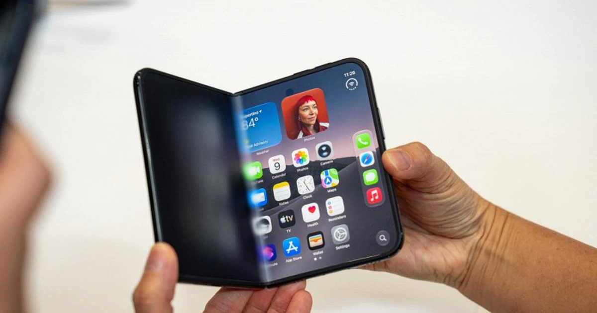 iPhone Duo giá 104 triệu: Có nên mua tại Việt Nam?