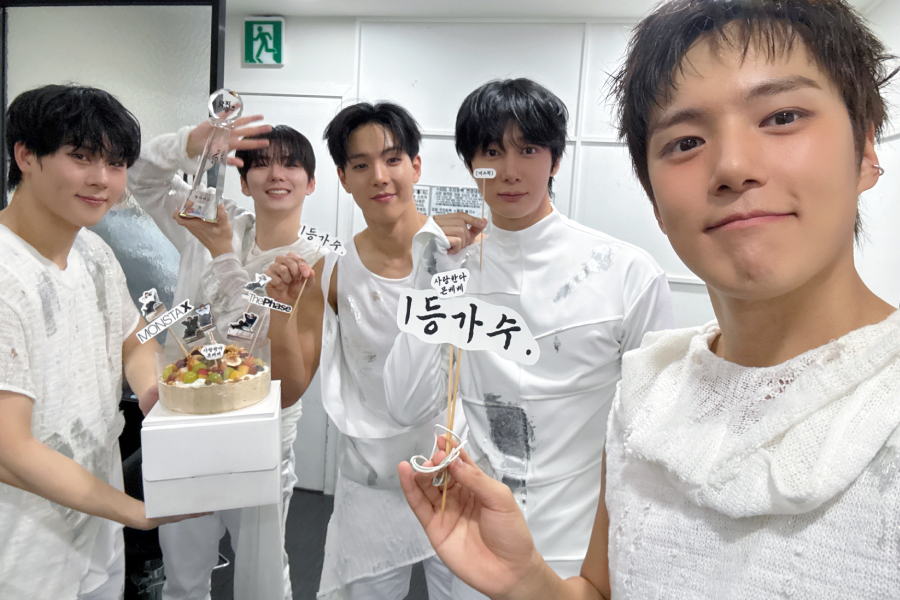 BIGBANG, MONSTA X, ENHYPEN: Cuộc chiến số 1 K-pop tháng 9