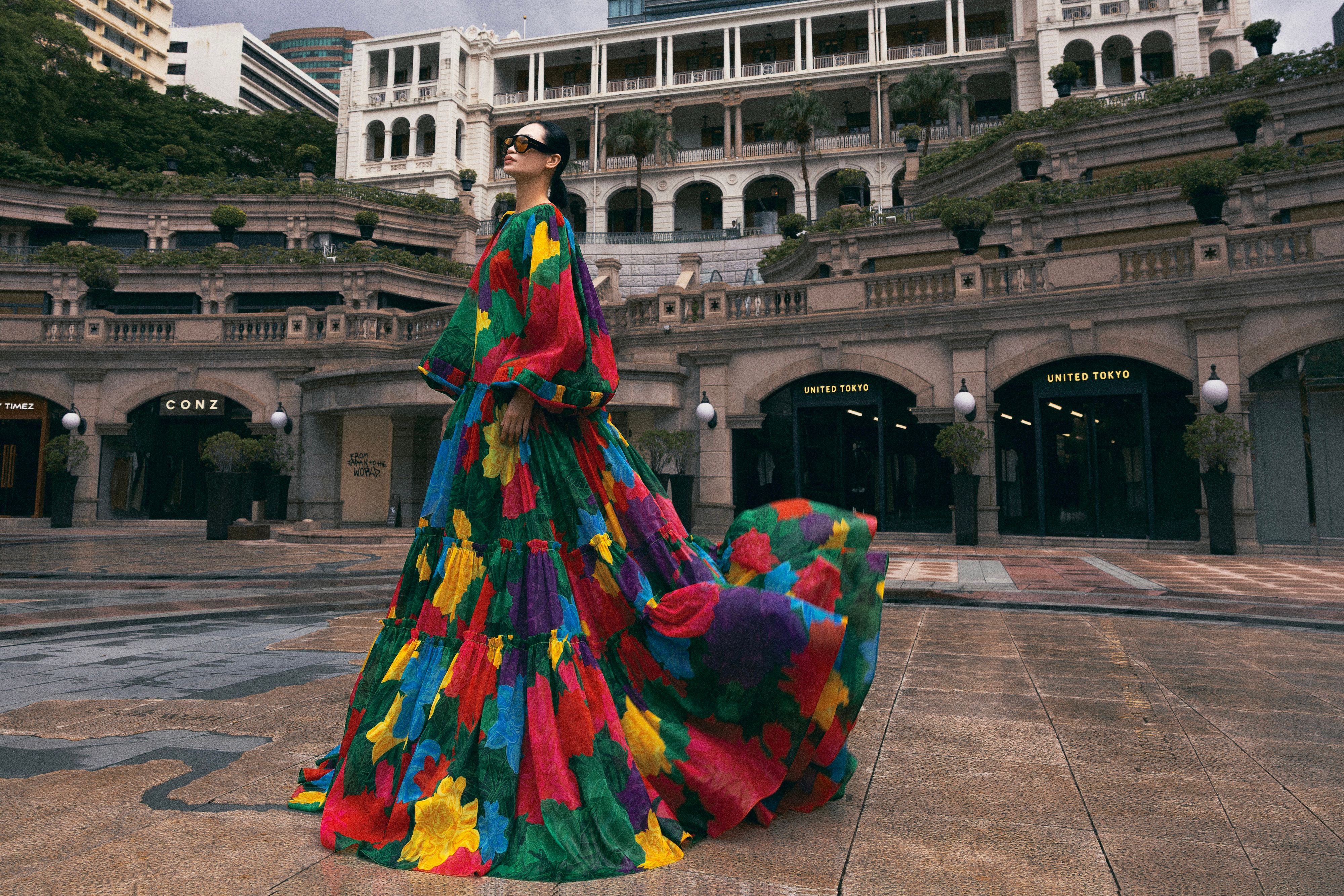 VUNGOC&SON nhuộm sắc Hồng Kông bằng Pop Art và street style