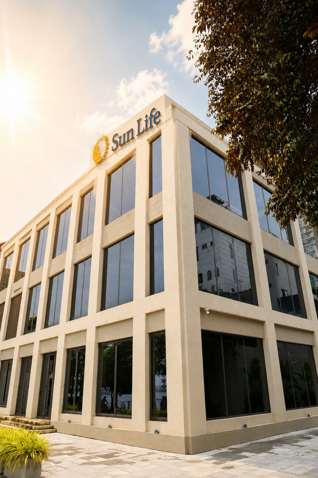 Sun Life Việt Nam mở rộng mạng lưới bảo hiểm với chiến lược phát triển bền vững