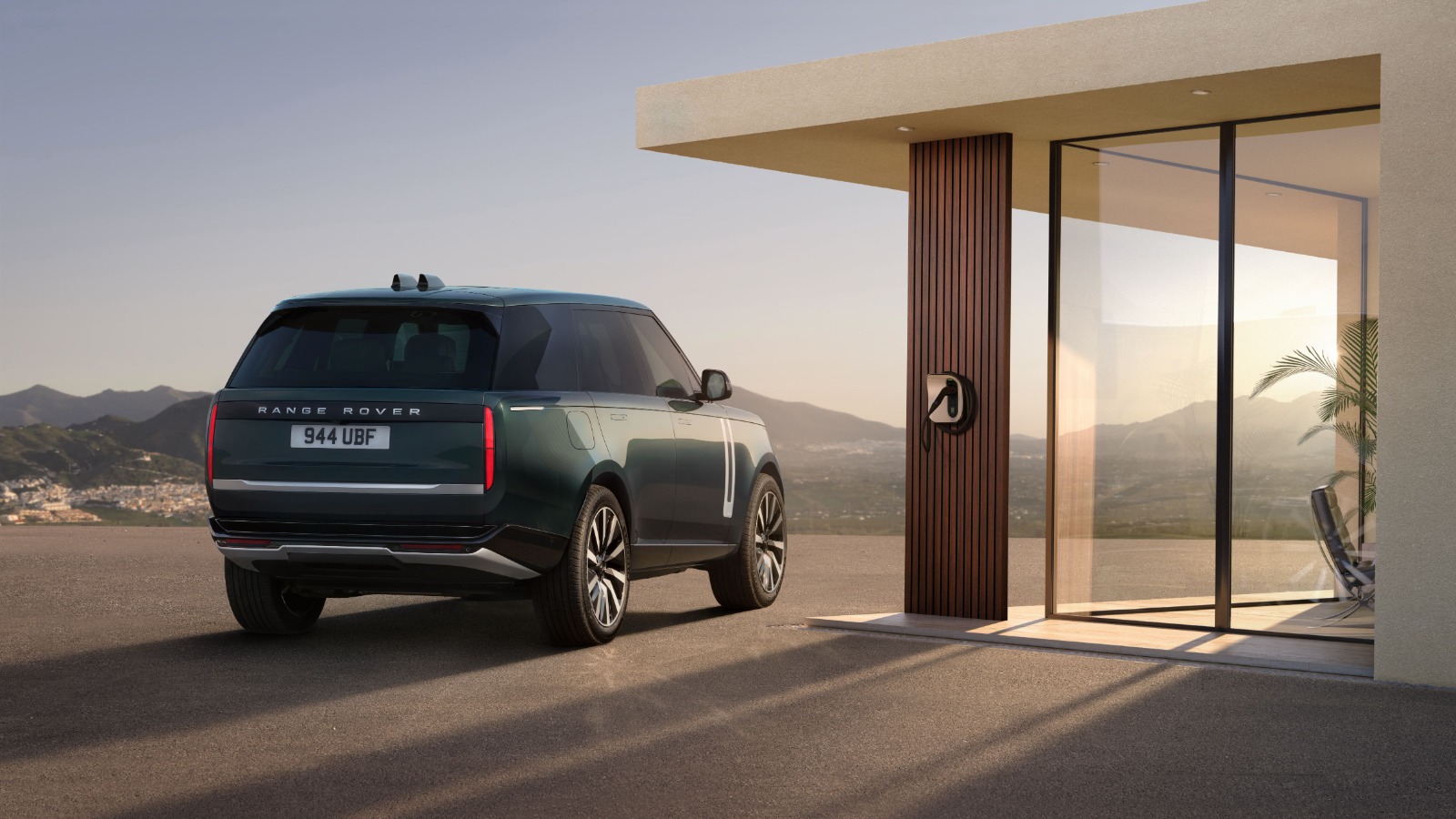 Range Rover Electric: 550PS, Bateri 118.5kWh dan Pengecasan 800V Dijelaskan