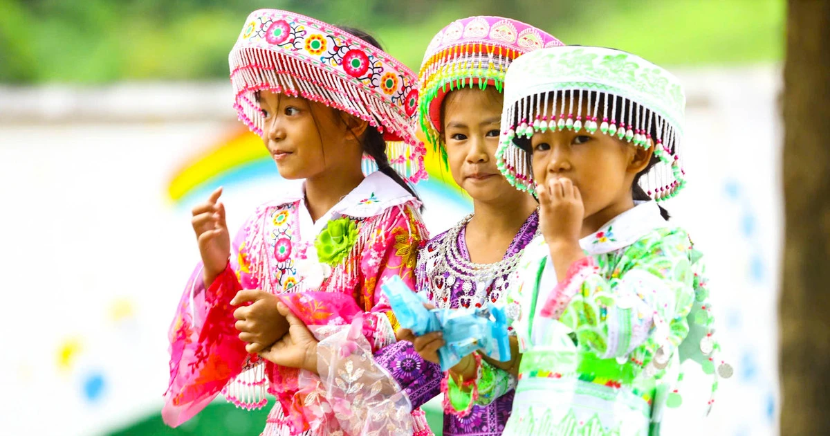 Những khoảnh khắc rộn ràng khai giảng ở các trường nội trú vùng sâu