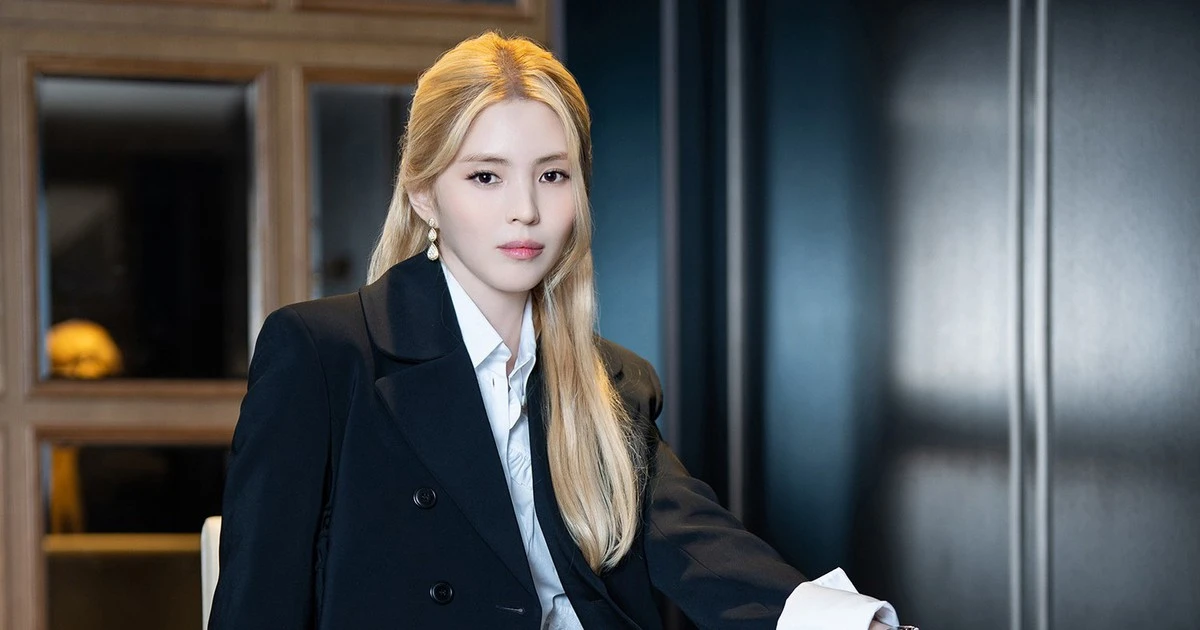 Han So-hee và vai CEO Sun-woo: Khi diễn xuất trở thành hành trình chữa lành