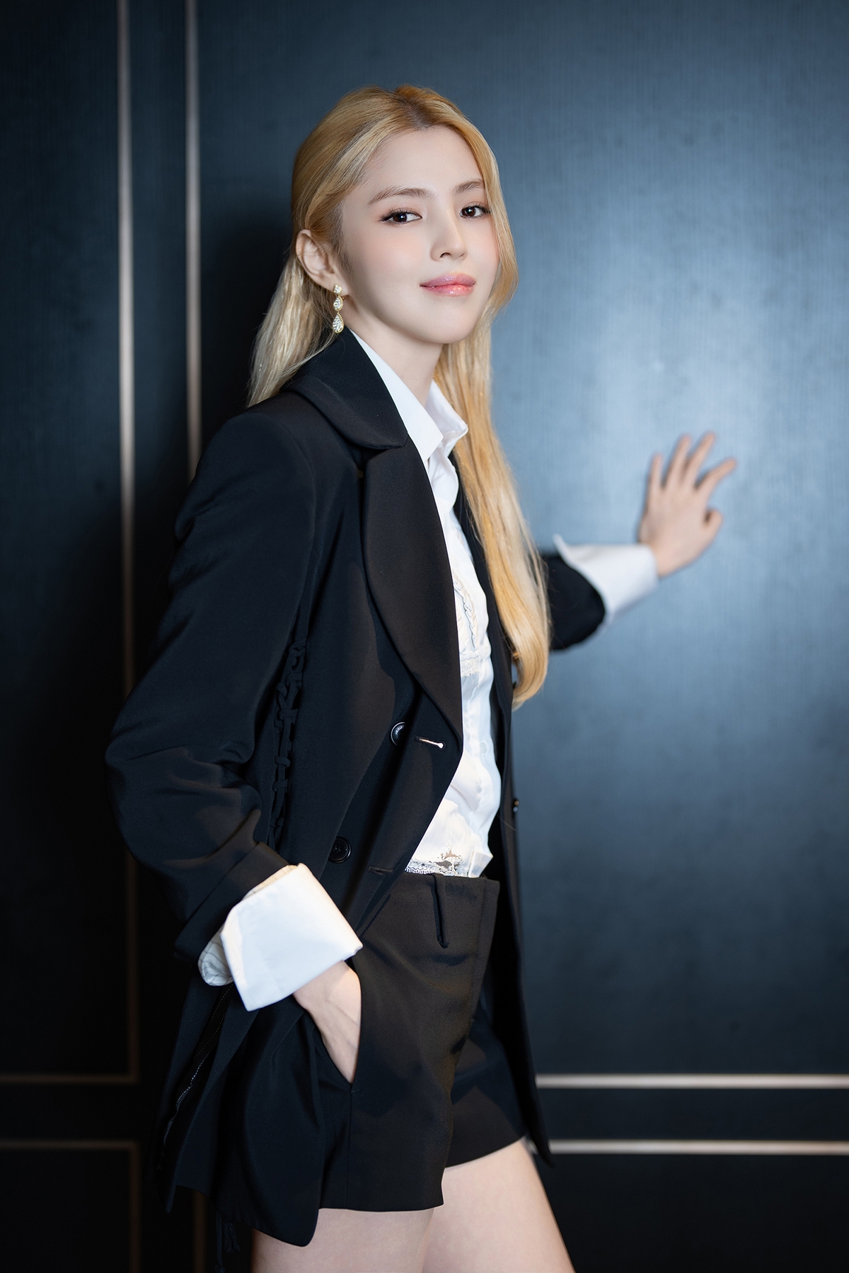 Han So-hee và vai CEO Sun-woo: Khi diễn xuất trở thành hành trình chữa lành