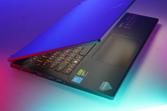 Tại sao GPU mạnh không đủ trên laptop gaming