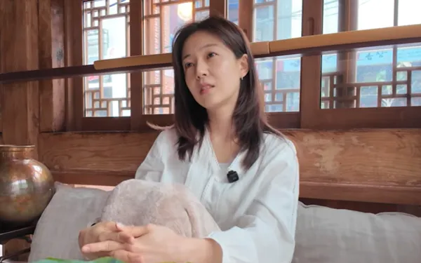 Baek Jin-hee kết hôn và câu chuyện yêu xa giữa Canada và Seoul