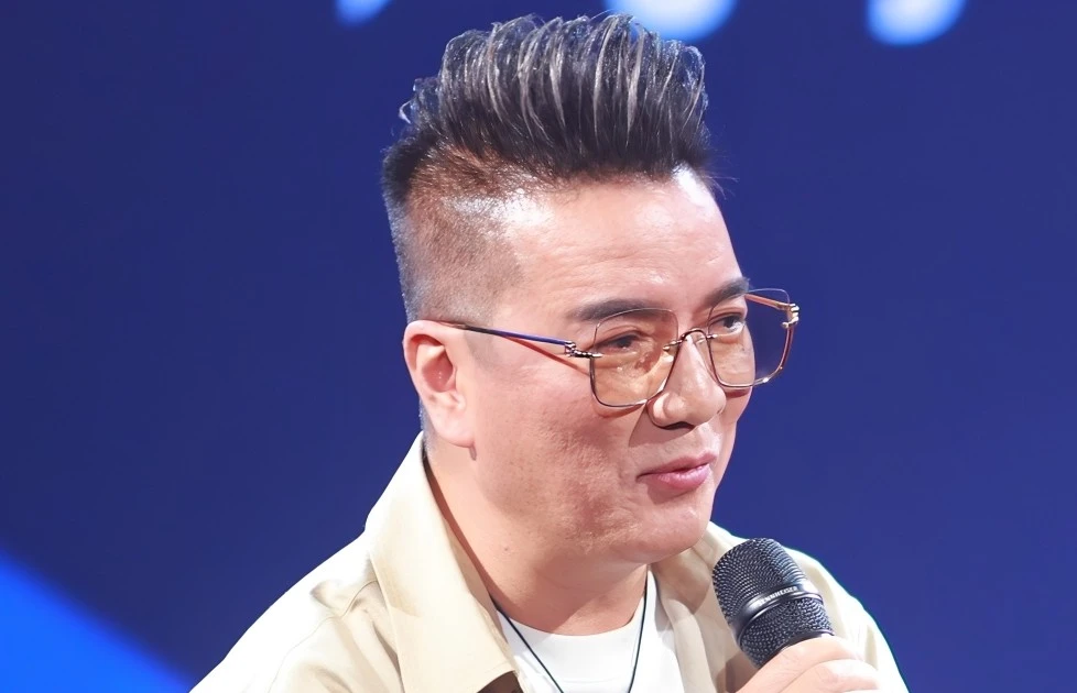 SAO Concert: Lễ hội âm nhạc 14 tiếng với 60 nghệ sĩ Vpop