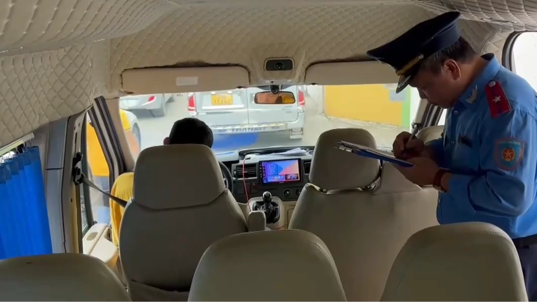 Hà Nội siết chặt an toàn xe đưa đón học sinh: Phụ huynh phải biết gì?
