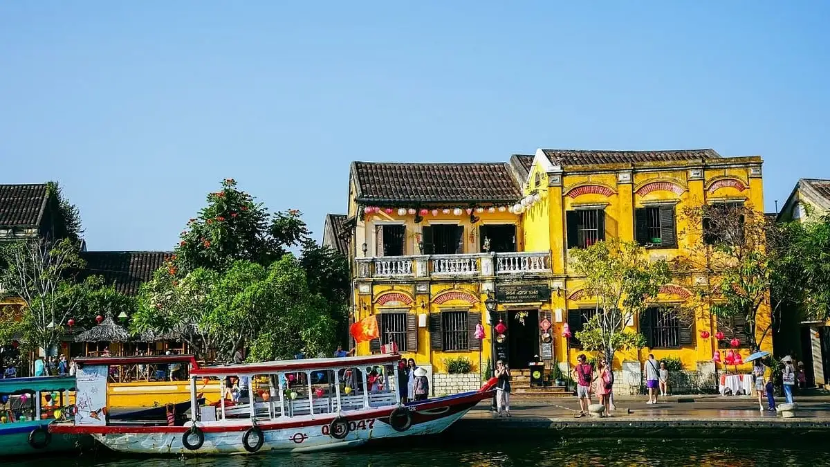 Vì sao Việt Nam trở thành điểm đến giá trị cao cho du khách dùng USD