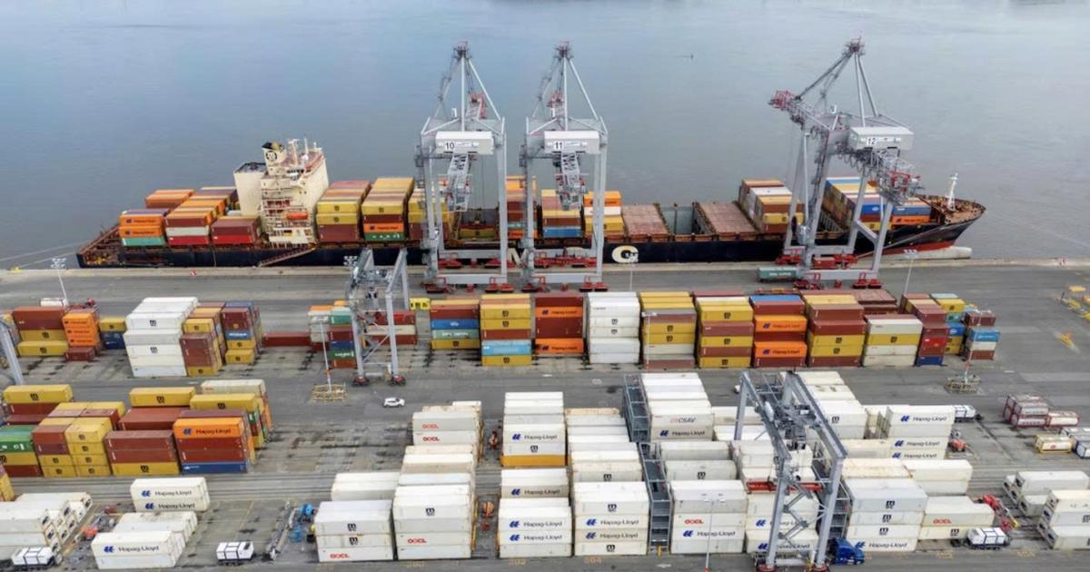 Chiến tranh thương mại Mỹ-Canada: vòng xoáy cấm nhập khẩu và trả đũa