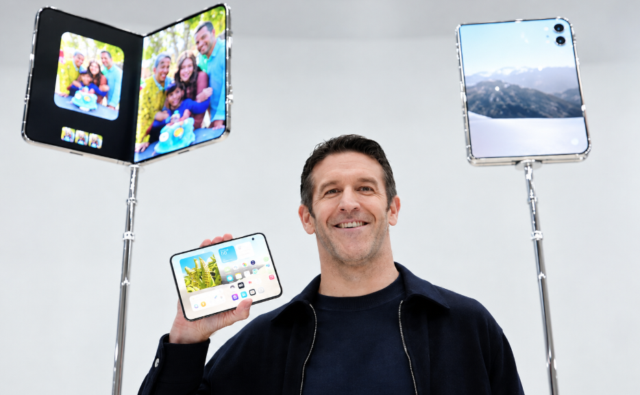 iPhone Duo Harga RM9,499: Telefon Lipat Apple Yang Paling Masuk Akal Untuk Dibeli