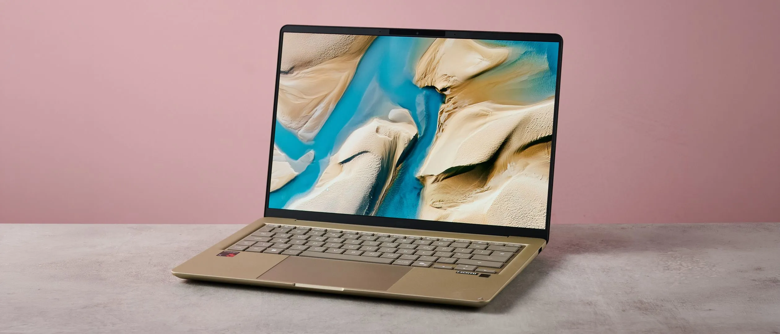 ASUS Zenbook 14 OLED Core Ultra 9: nhẹ, đẹp nhưng có đủ “pro”?