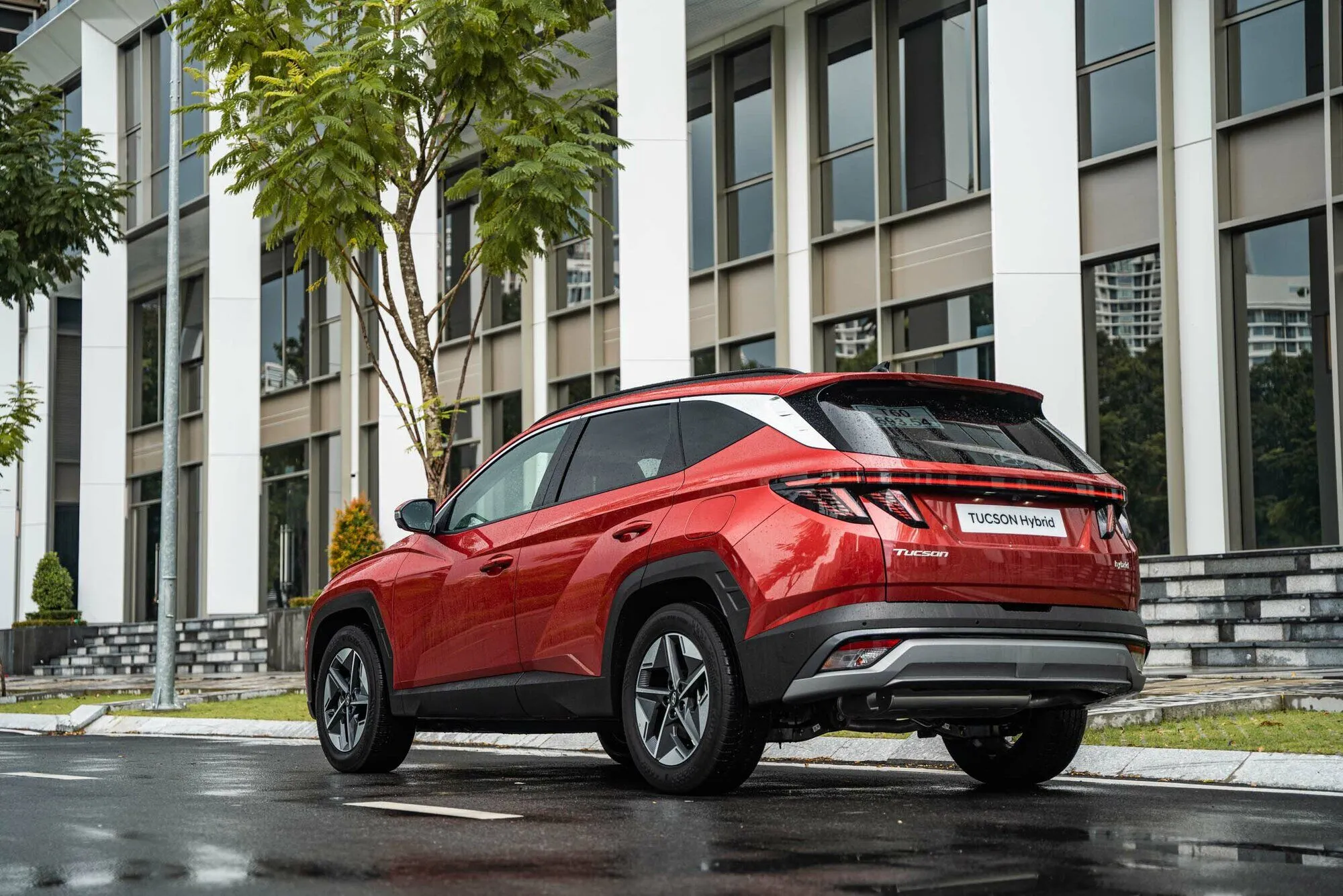 Honda CR-V và Hyundai Tucson hybrid: cuộc chuyển mình của SUV tại Việt Nam