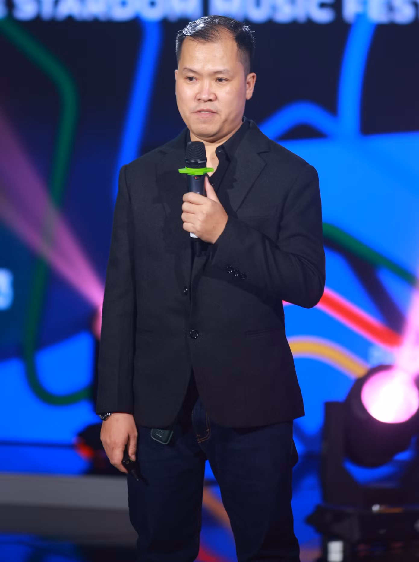 SAO Concert: Lễ hội âm nhạc 14 tiếng với 60 nghệ sĩ Vpop
