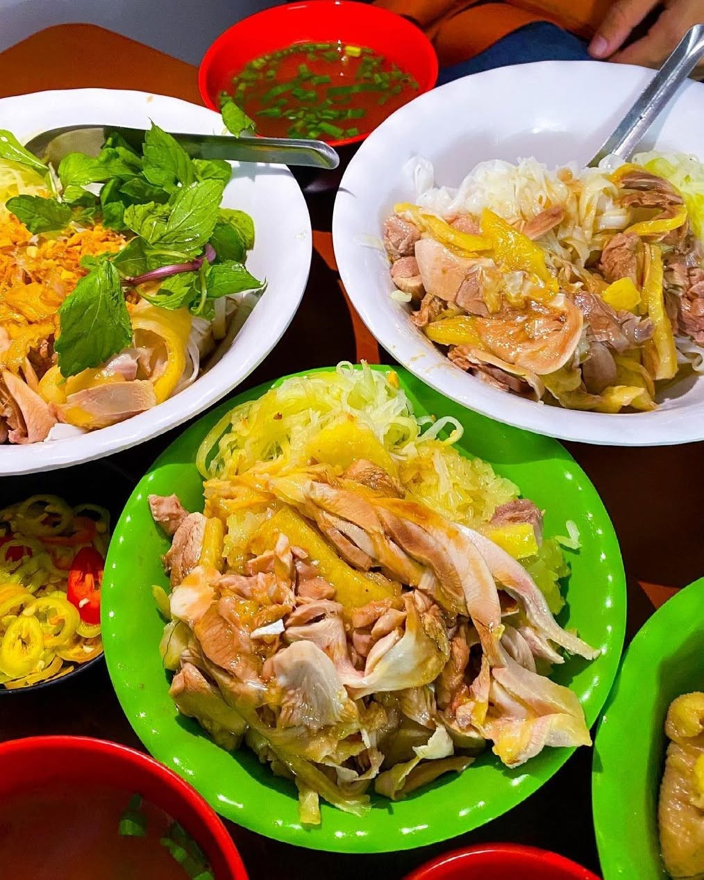 8 quán bún, phở, miến đêm nổi tiếng ở phường Hoàn Kiếm