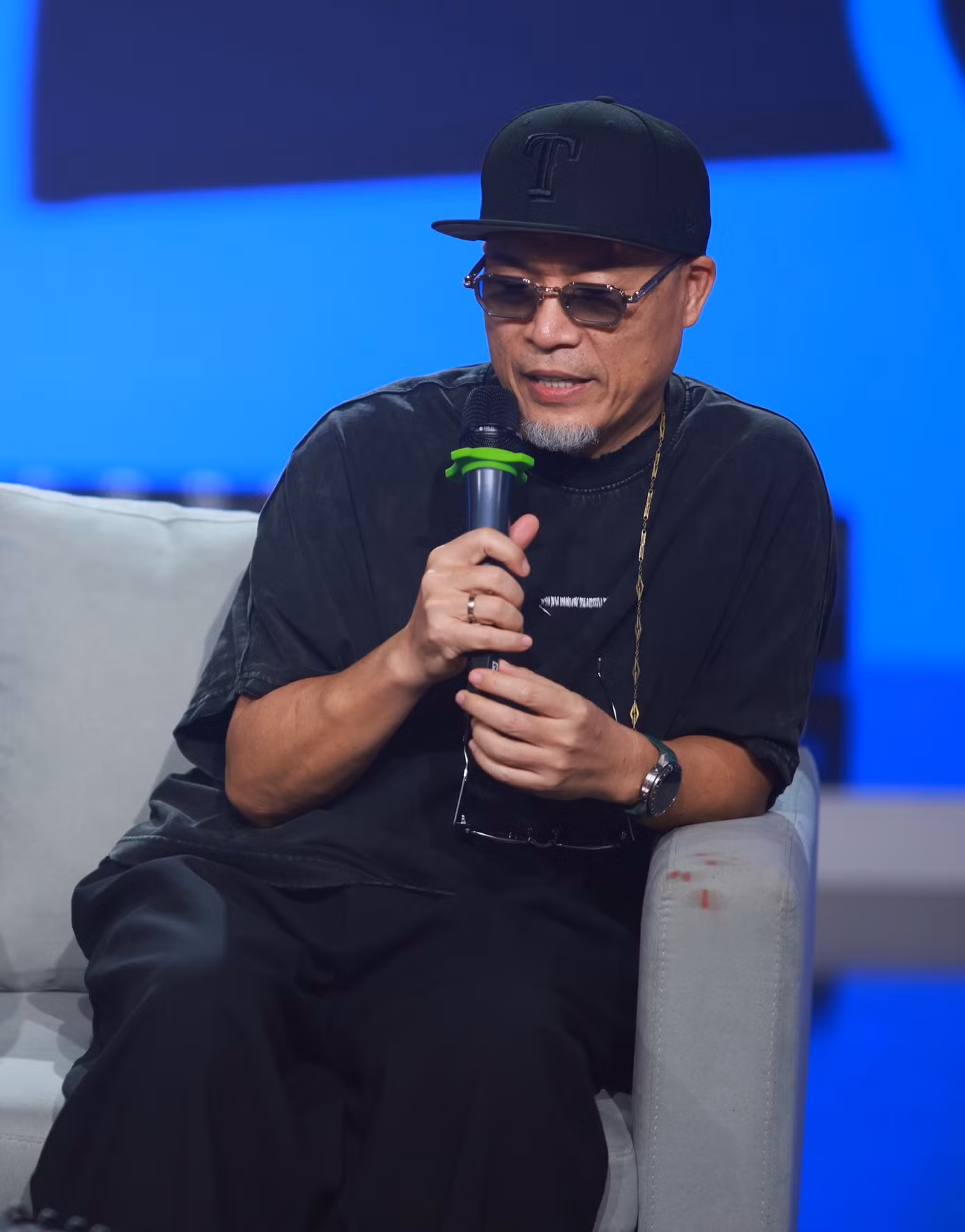 SAO Concert: Lễ hội âm nhạc 14 tiếng với 60 nghệ sĩ Vpop