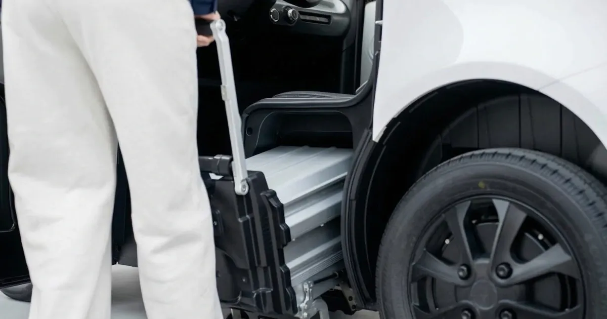 Nano S05 120 triệu: xe điện siêu nhỏ có đáng đánh đổi Honda SH?