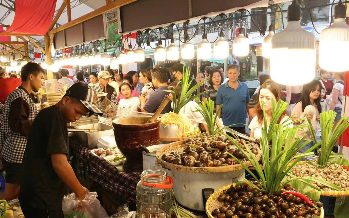 Chef Martin Yan mang ‘Yan Can Cook’ đến Hội chợ ẩm thực Cần Thơ
