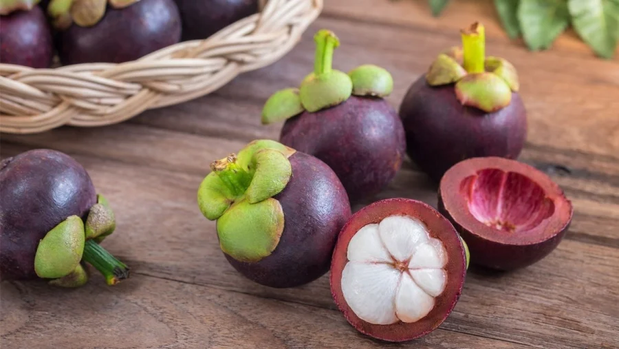 Cách chọn lê và măng cụt ngon, mọng nước ngay tại chợ
