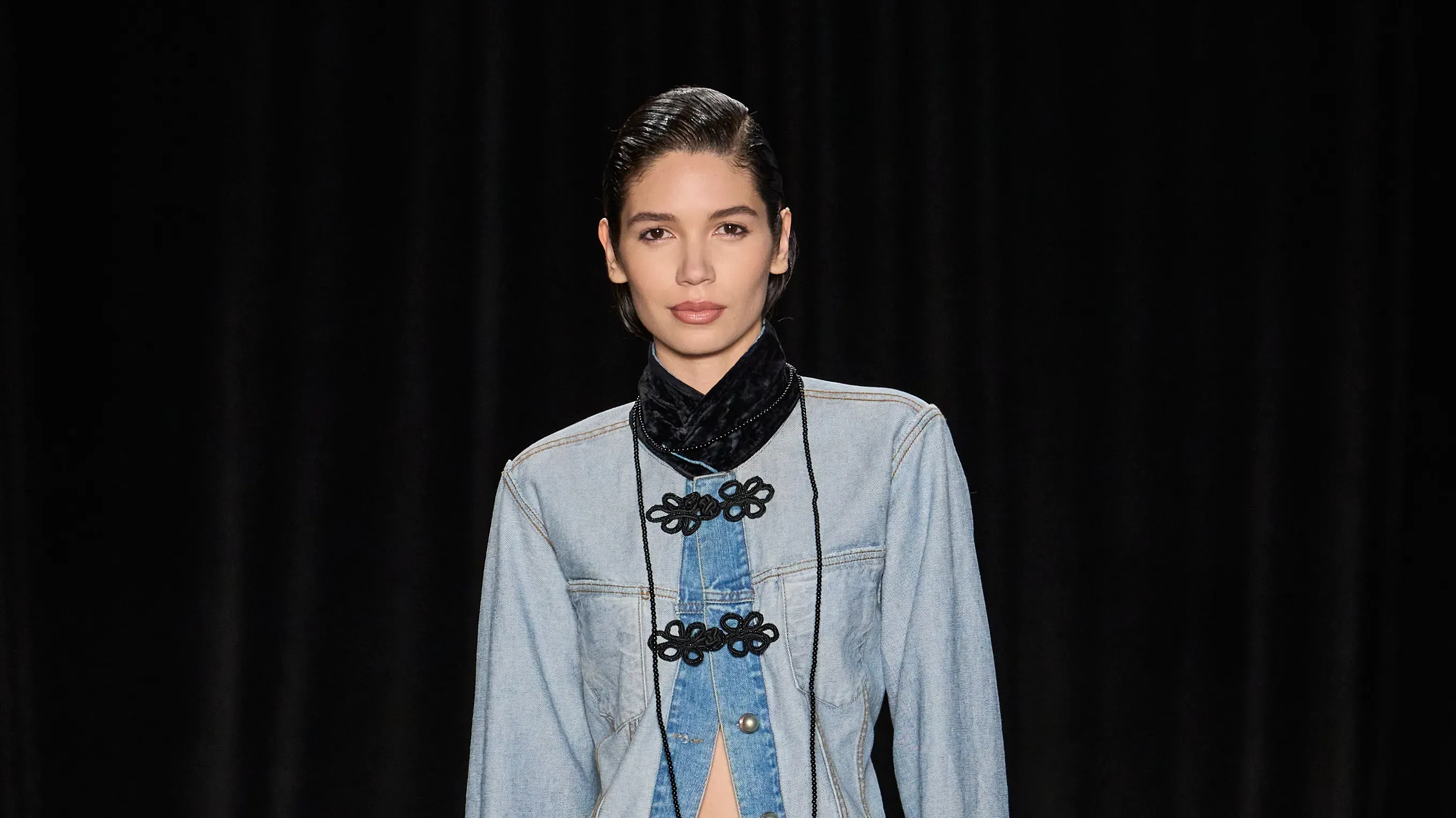 Spring Ready-to-Wear: Những thiết kế táo bạo định hình lại phong cách mùa xuân