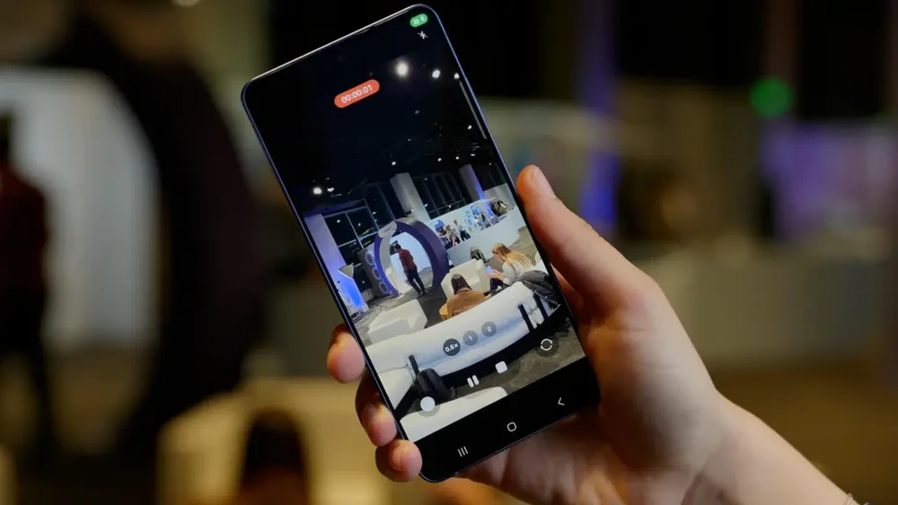iPhone 18 Pro Max vs Galaxy S26 Ultra: hai triết lý camera flagship khác biệt