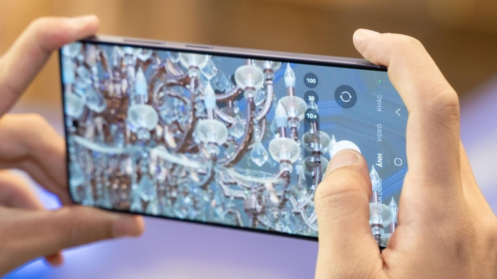 iPhone 18 Pro Max vs Galaxy S26 Ultra: chọn camera flagship nào?