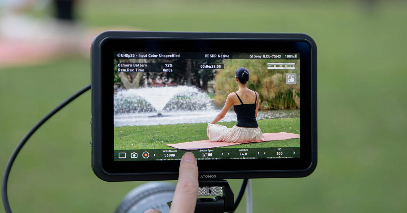 Atomos Shinobi 7 II 2800 Nits: Chuẩn Mới Cho Quay Phim Ngoài Trời