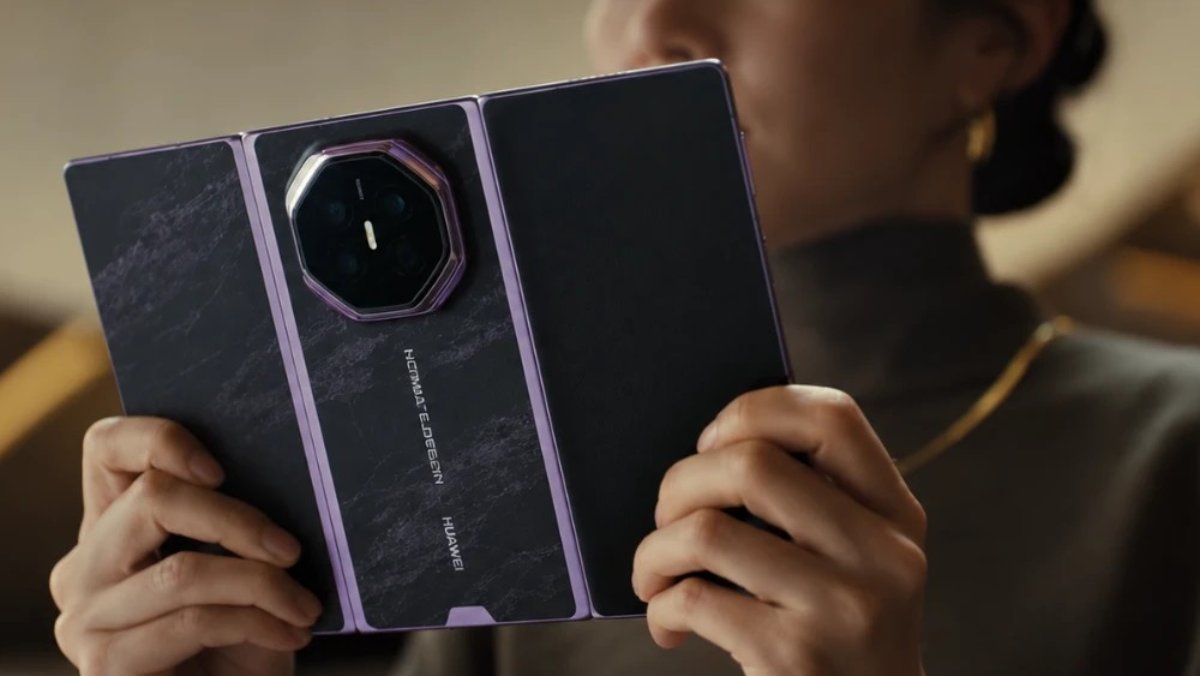Huawei Mate XT 2 giá 77,65 triệu: Có đáng chi phí sở hữu cực đắt?