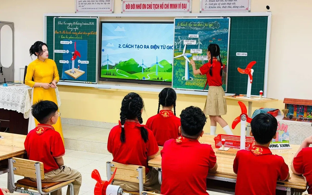 Hà Nội dạy AI từ lớp 1: 12 bài học mỗi năm sẽ khác gì ở từng cấp học?
