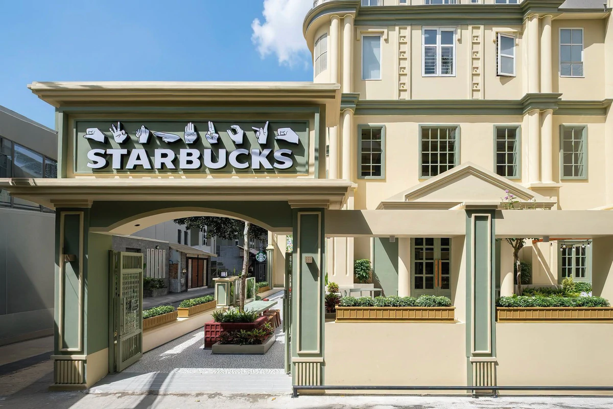 Starbucks mở cửa hàng ký hiệu: bước ngoặt inclusive tại TP.HCM