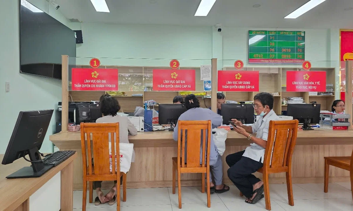 Luật Đất đai mới đẩy nhanh cấp sổ đỏ: Ai được hưởng lợi?