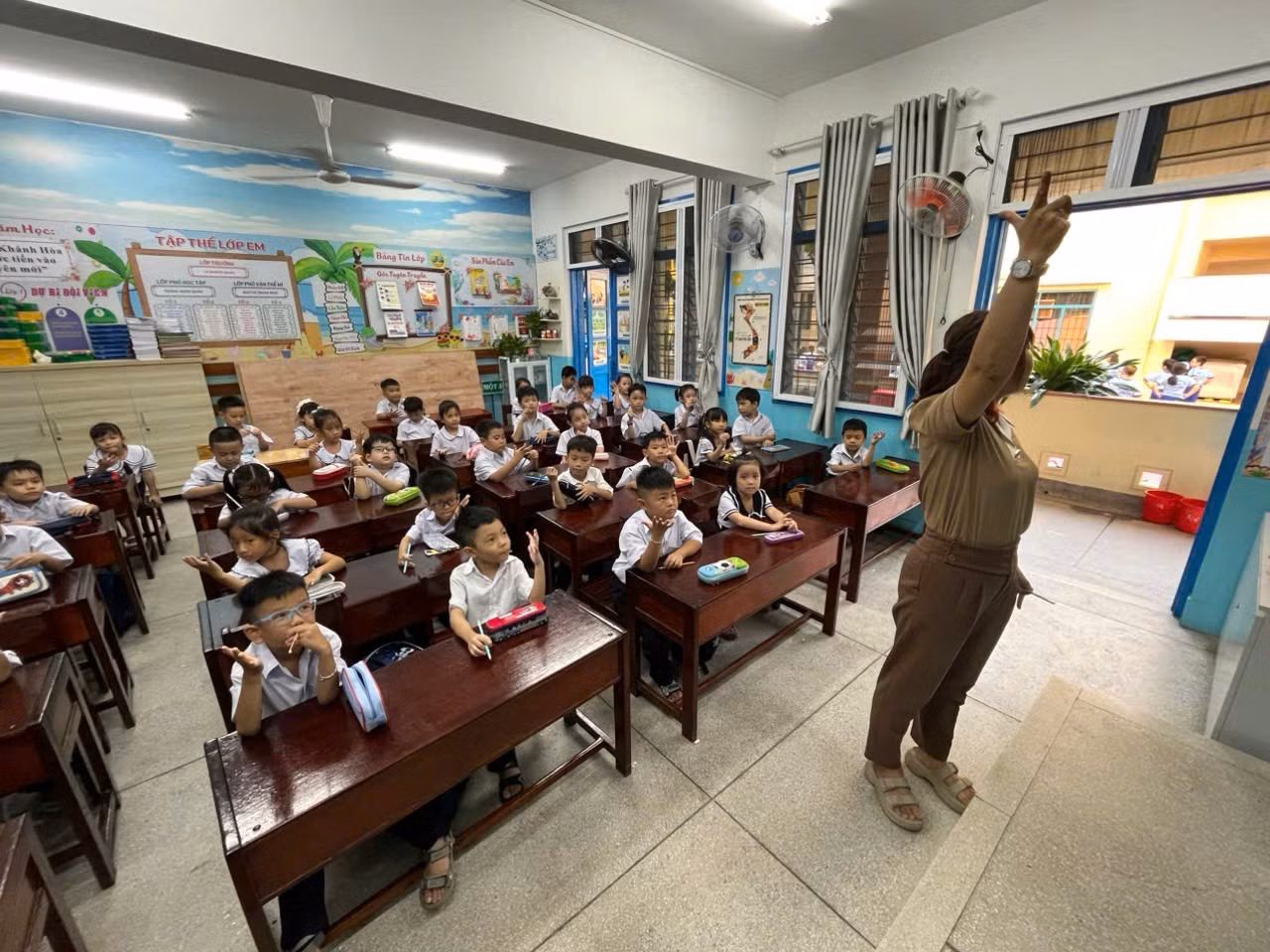 Siêu trường 10.500 học sinh: quản lý trường học số ở Nha Trang vận hành ra sao?