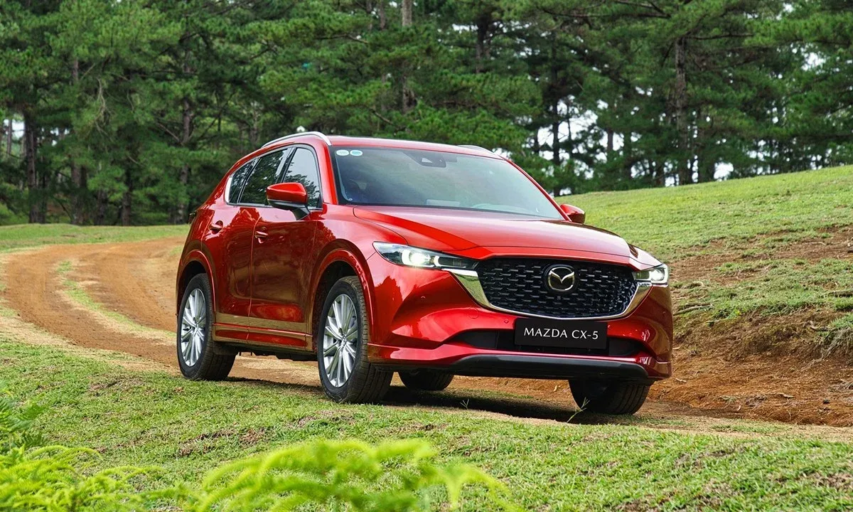 Xe điện áp đảo top bán chạy tháng 8 và cú sốc từ bán tải