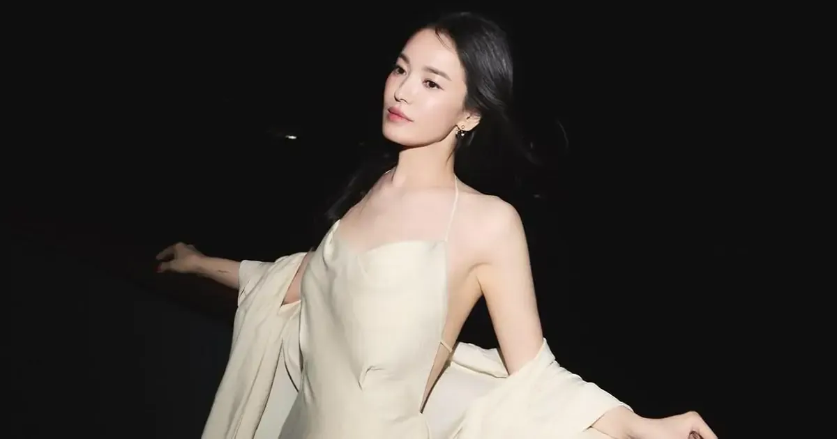 Bí quyết tập luyện của sao nữ để giữ vóc dáng trẻ trung sau 40