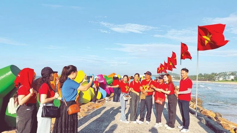 Lâm Đồng đẩy “đại ngàn hướng biển”: Mũi Né, khu kinh tế đặc biệt và công nghệ cao cùng lên khung