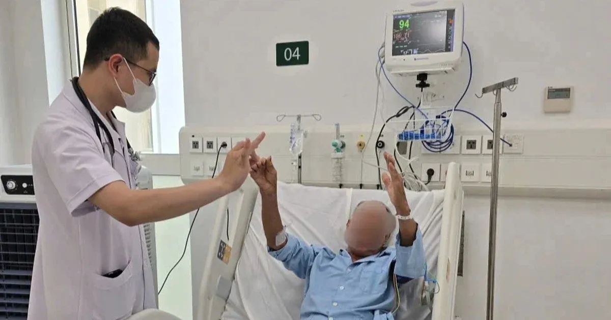 Ngủ sai tư thế trên ô tô có thể gây lóc tách động mạch cảnh