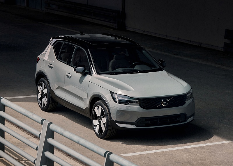 Volvo XC40, EX40 dan EC40 Facelift: SUV Premium Dengan Reka Bentuk Baharu & AI Google Gemini