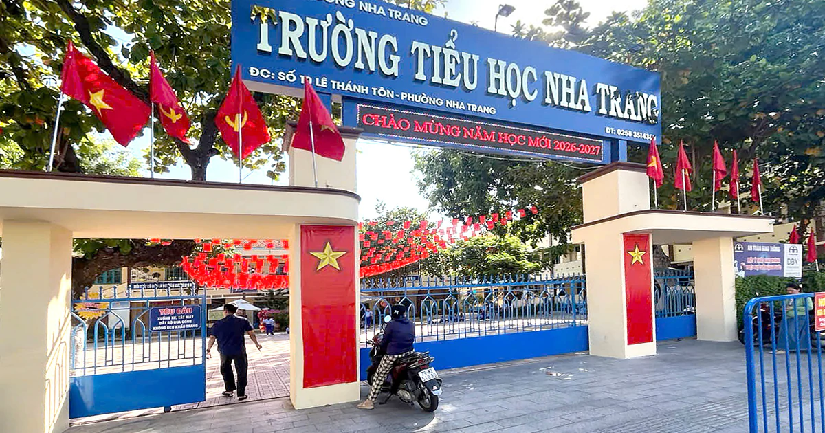 Siêu trường 287 lớp ở Nha Trang: bước đi táo bạo hay đi ngược quy định?