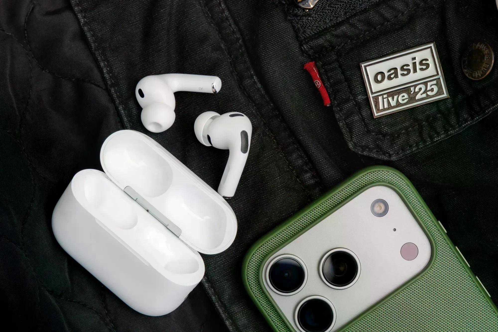 Google Dịch iOS và AirPods 5: dịch thời gian thực cho người hay đi