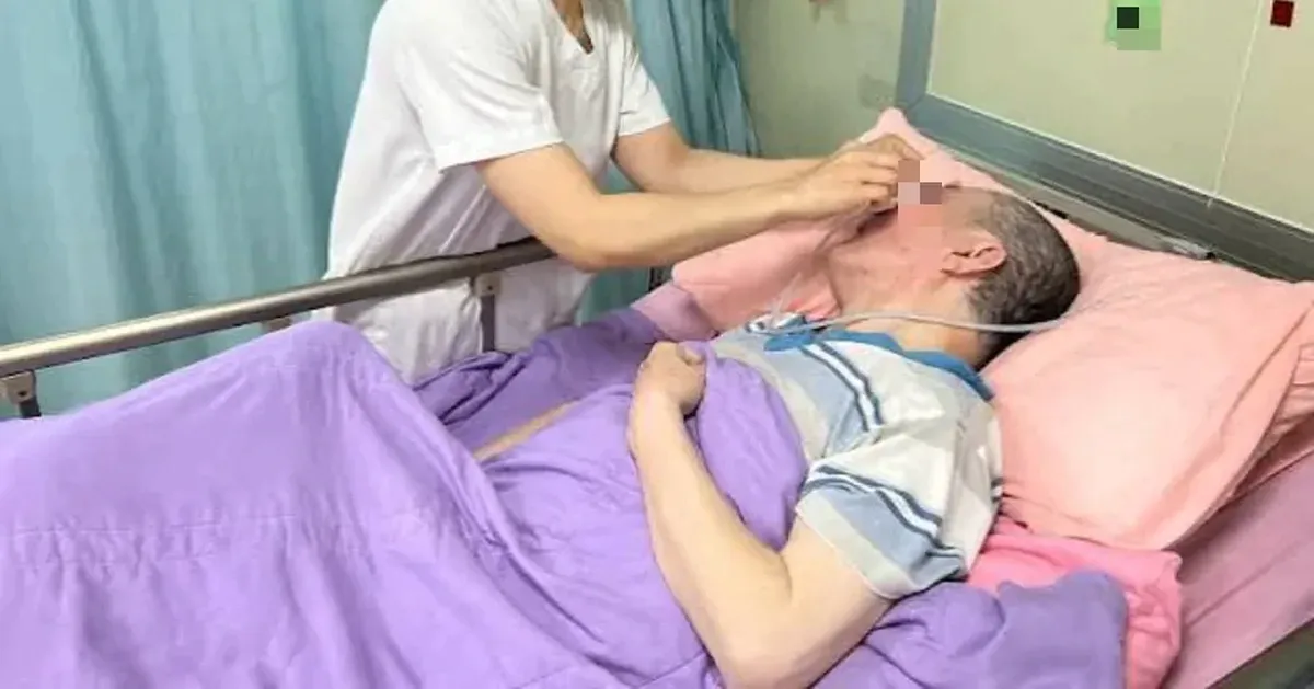 Tư thế ngủ sai, gối sai: nguy cơ lóc tách động mạch cảnh và đột quỵ ở người trẻ
