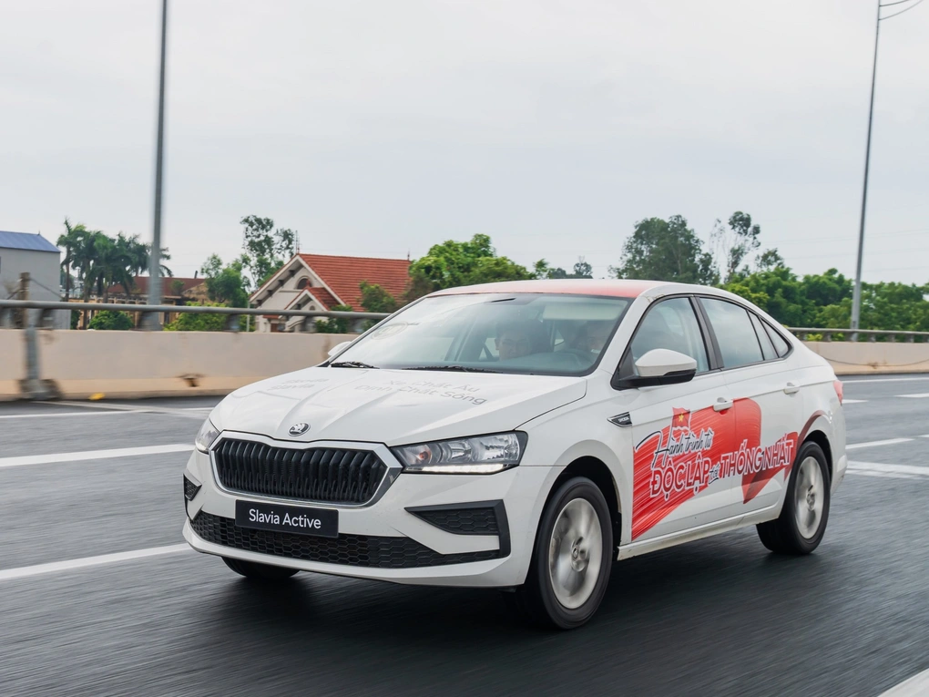 Skoda tháng 9 ưu đãi phí trước bạ 100% có đáng xuống tiền?