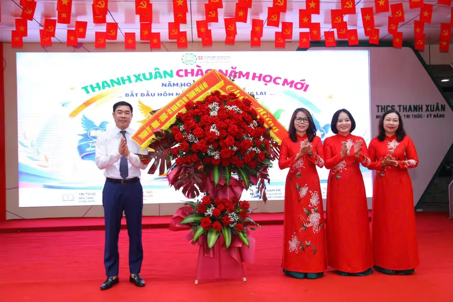 Phòng học STEM: Khi lễ khai giảng trở thành giờ thực hành khoa học