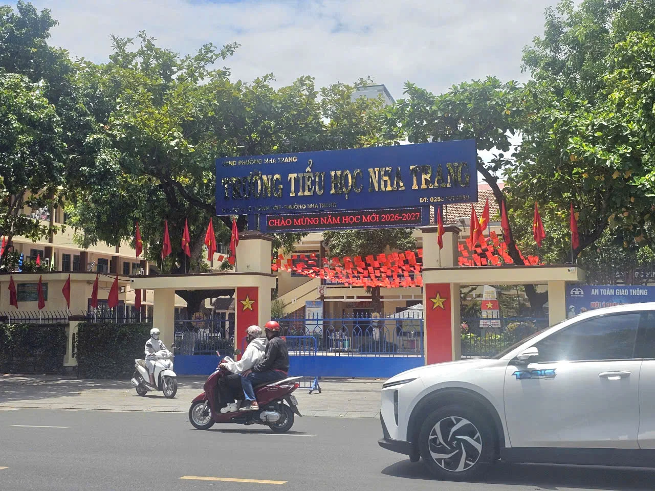 Siêu trường tiểu học Nha Trang 10.500 học sinh: Thách thức và lối thoát từ chuyển đổi số