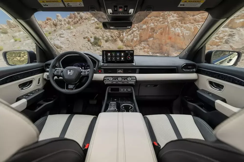 Honda Passport TrailSport nâng gầm: Đối thủ mới của Toyota 4Runner TRD?