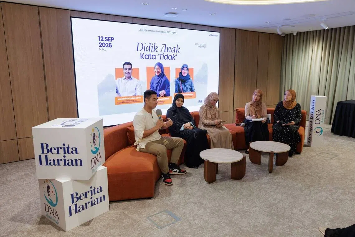 Panduan Ibu Bapa Melindungi Anak daripada Ancaman Dalam Talian