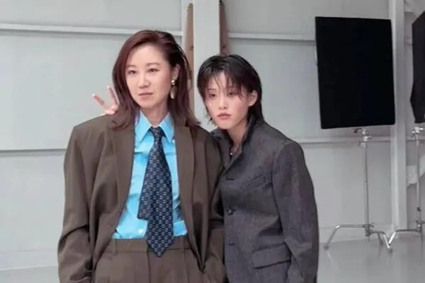 Phong Cách Tinh Tế Không Tuổi: Cao Viên Viên Và Gong Hyo-jin Định Nghĩa Lại Vẻ Đẹp Trưởng Thành