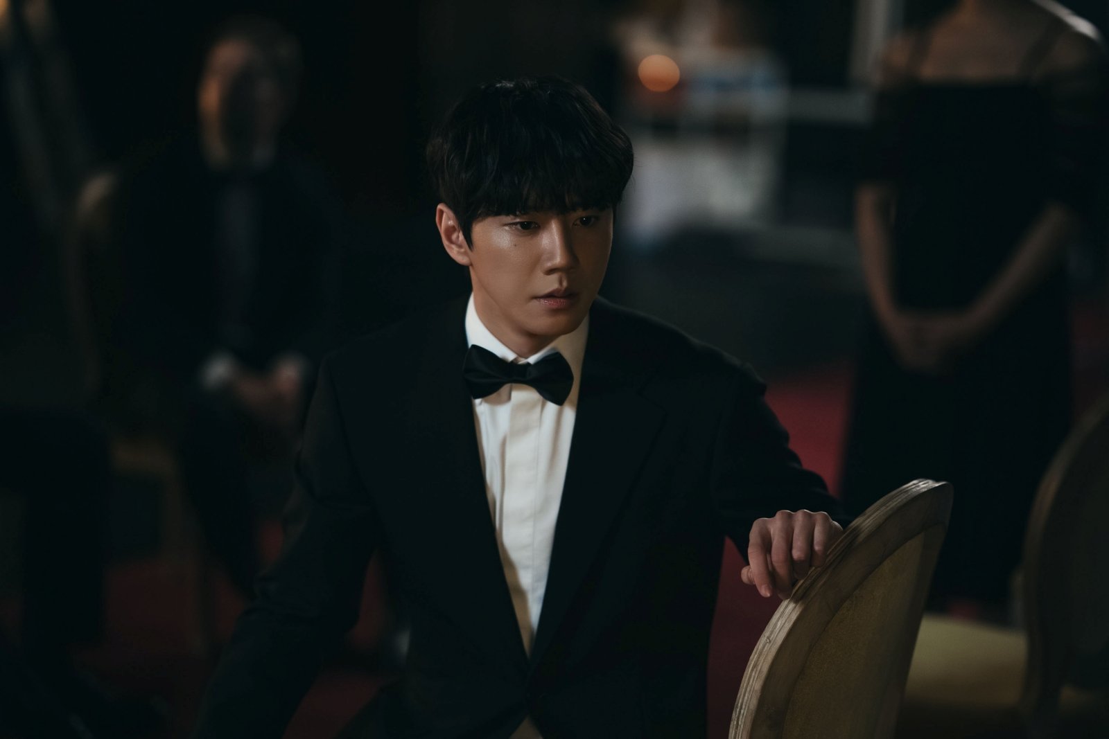Song Kang và Lee Jun Young: Tình bạn tan trên phím đàn