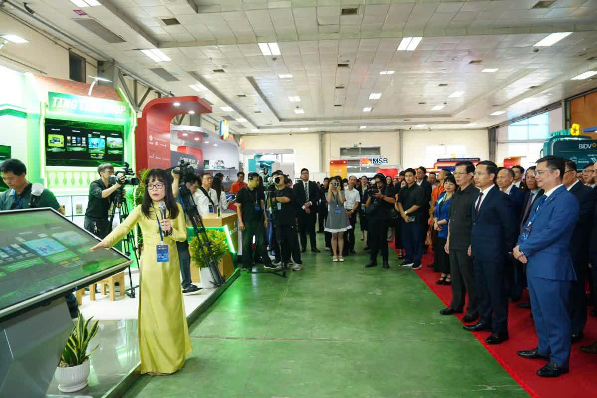 Ngân hàng Việt đua áp dụng AI nhưng hụt hơi quản trị rủi ro